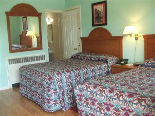 Robin Hood Motel Saratoga Springs Eksteriør billede
